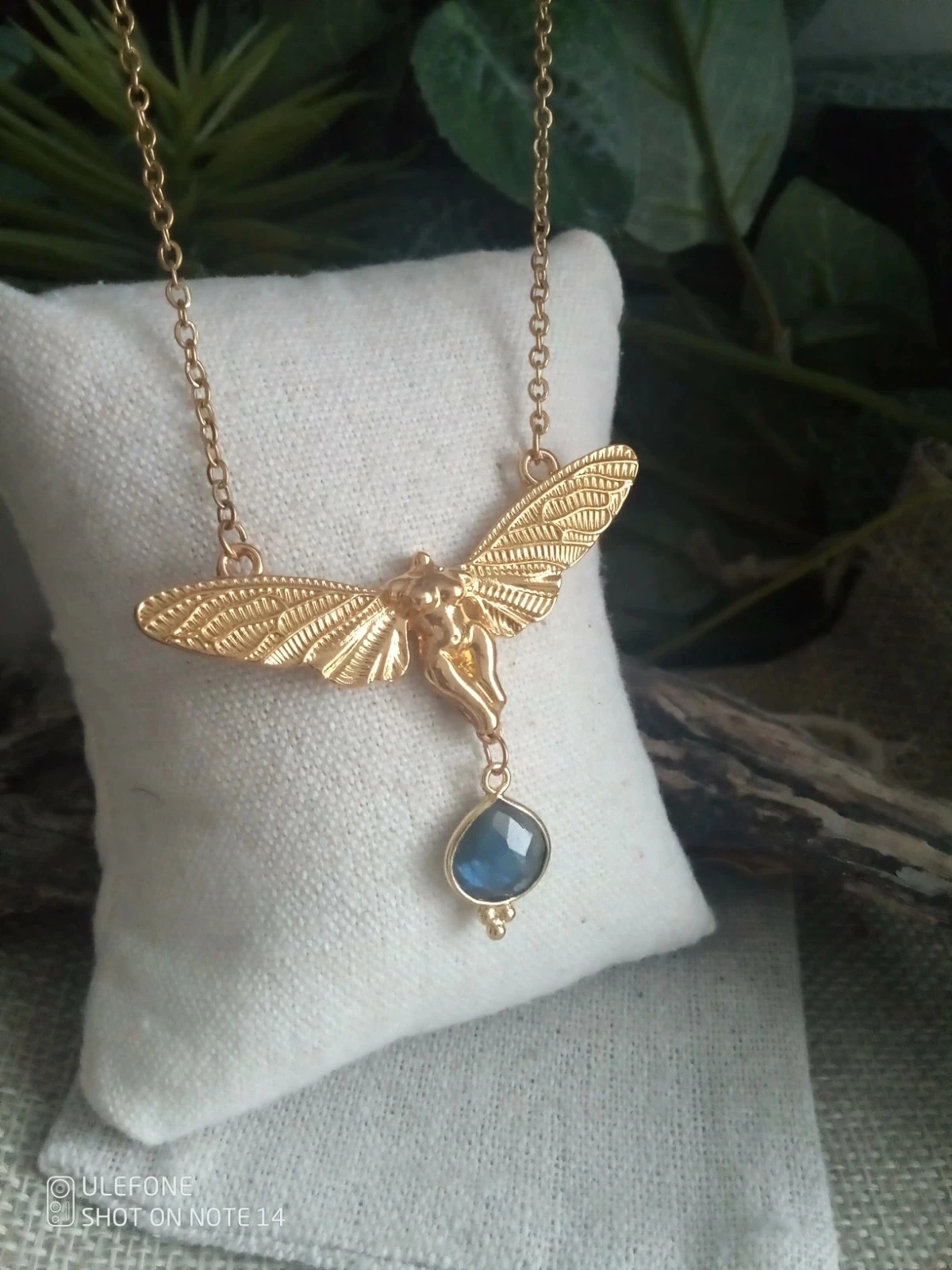 Collier labradorite femme papillon féminin sacré